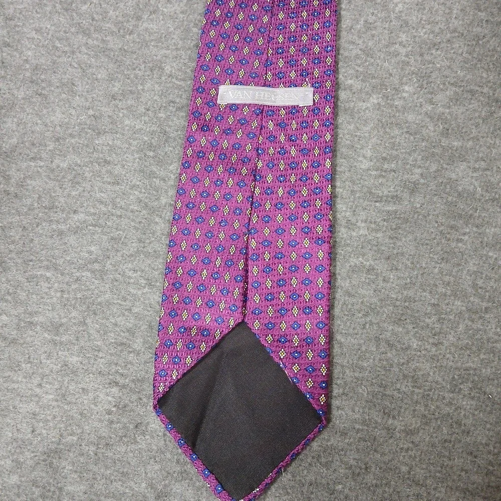 Van Heusen Necktie Mens OS‎ Purple Geometric Diamond Silk Classic Business Tie